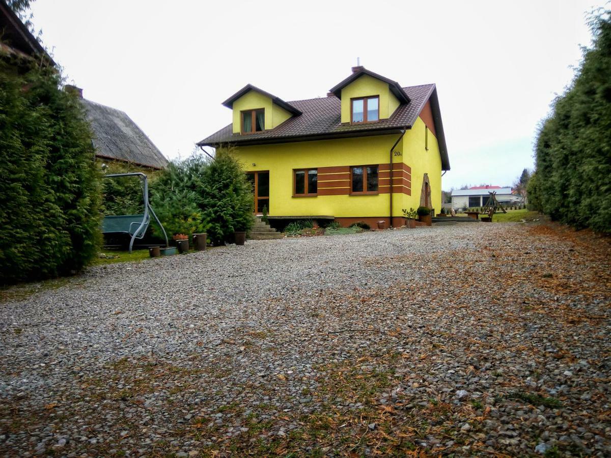Pokoje Na Wiejskiej Naleczow Exterior photo